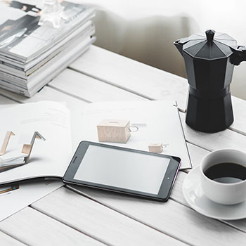 国产伊人综合,绽放东方魅力，演绎时尚传奇